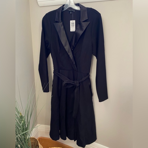 Luxurious Satin Collar Midi Tuxedo Dress Size 12 - Picture 5 of 11